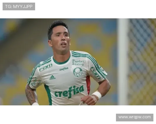 巴亚诺批评皮科利坐板凳 强调全力支持瓦诺利